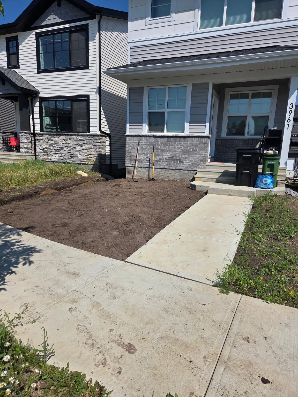 Front yard cleared and prepared to final grade